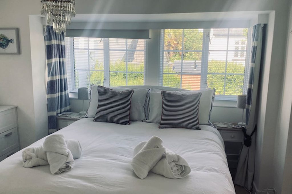 king bed 1
